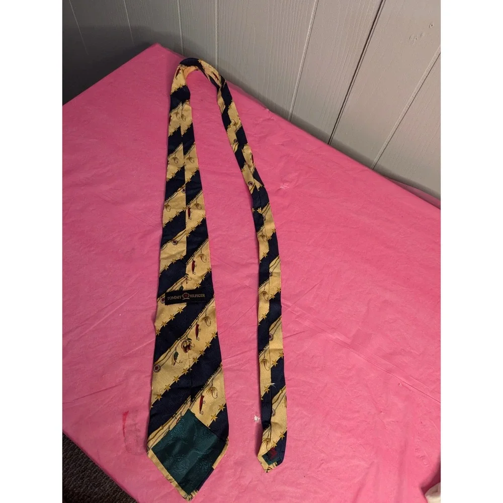 Vintage‎ Tommy Hilfiger 100% Italian SILK multicolor mens necktie USA fishing